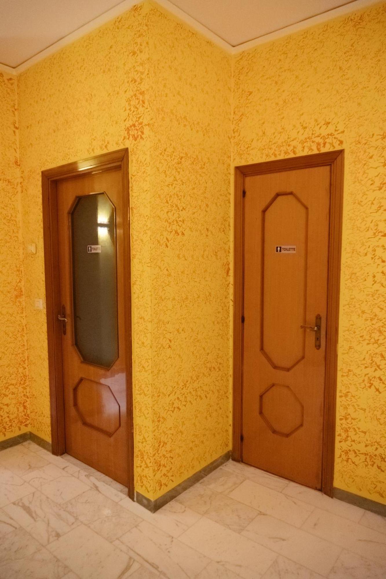 Domus Aurea Relax Room サレルノ エクステリア 写真