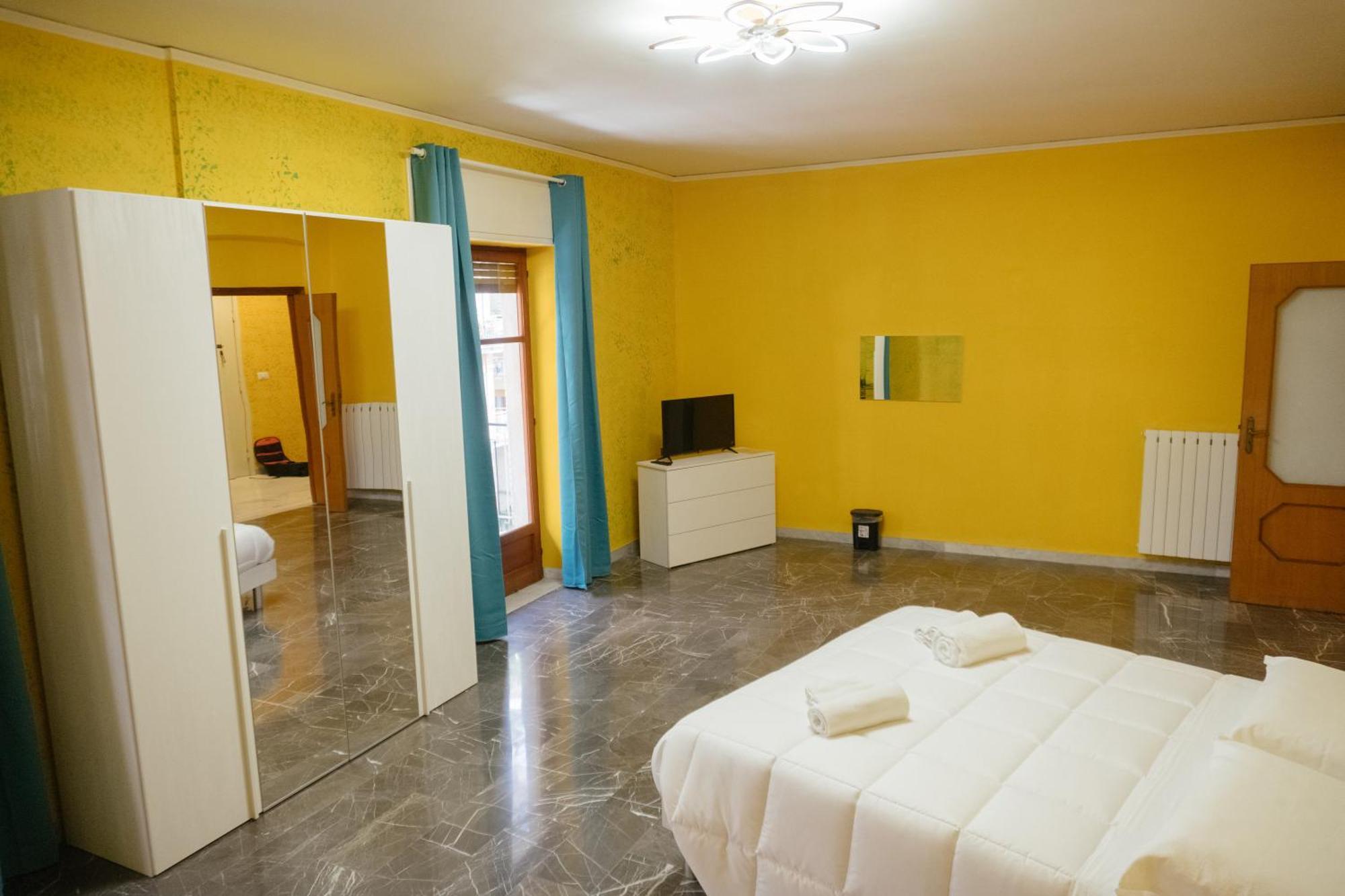 Domus Aurea Relax Room サレルノ エクステリア 写真